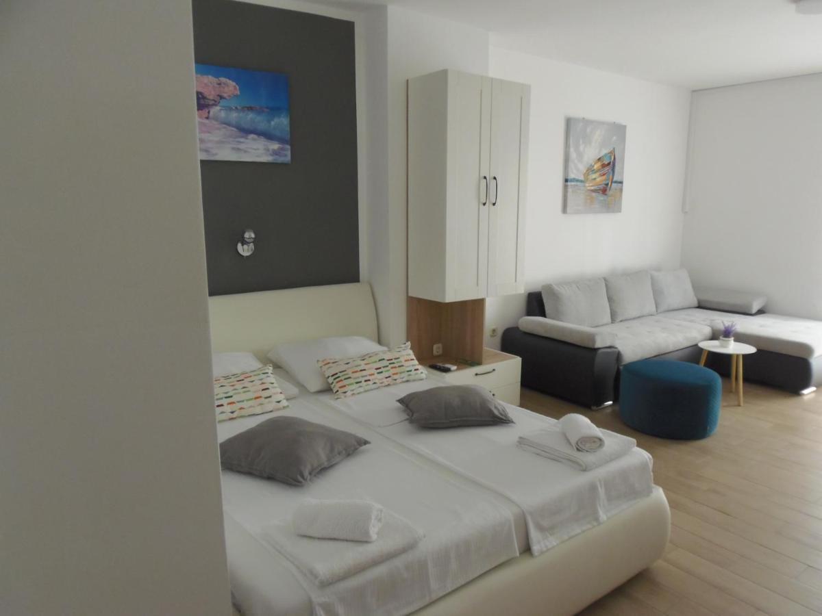 Villa Rajski Dvor 2 Bol Extérieur photo