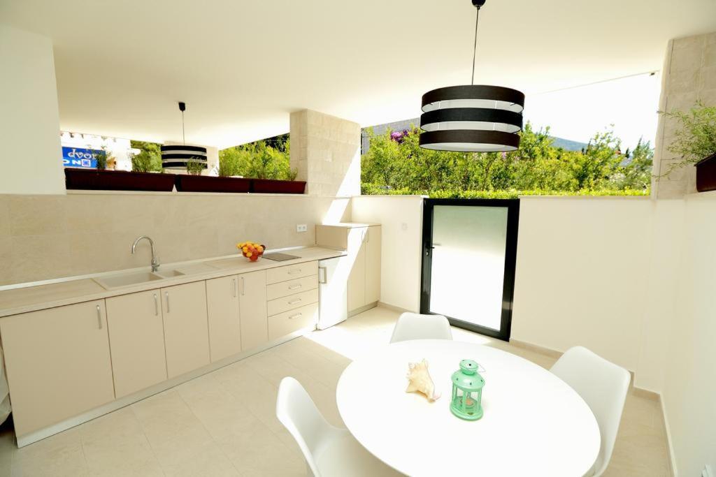 Villa Rajski Dvor 2 Bol Extérieur photo