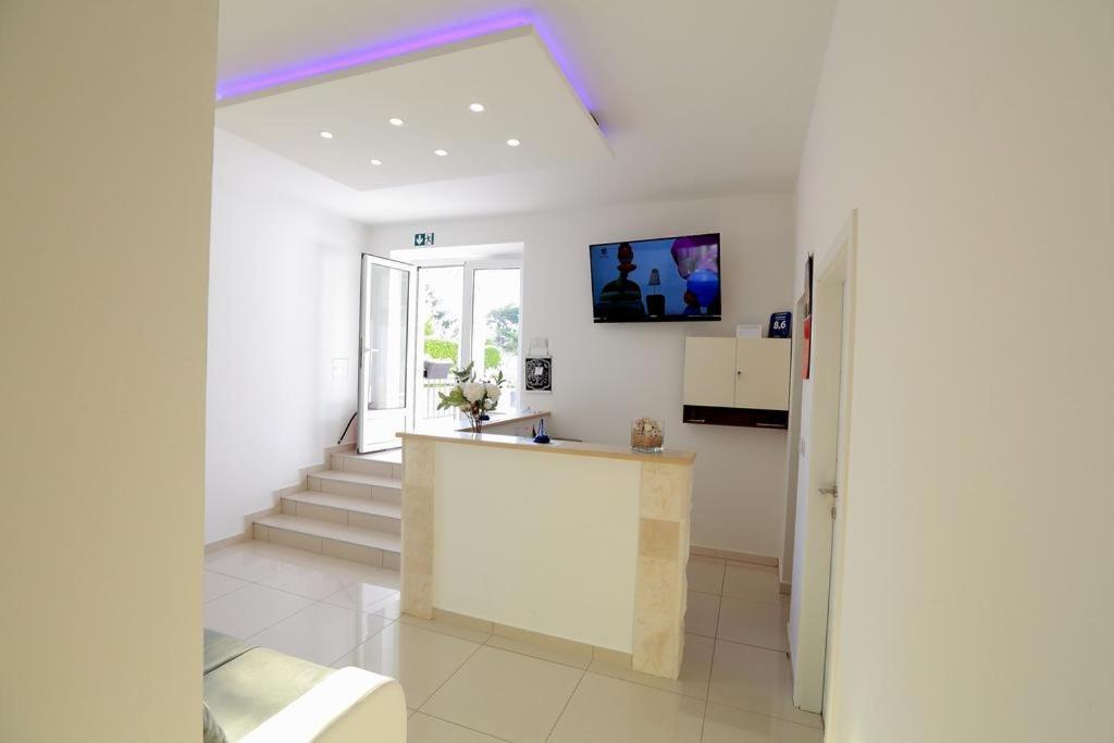 Villa Rajski Dvor 2 Bol Extérieur photo